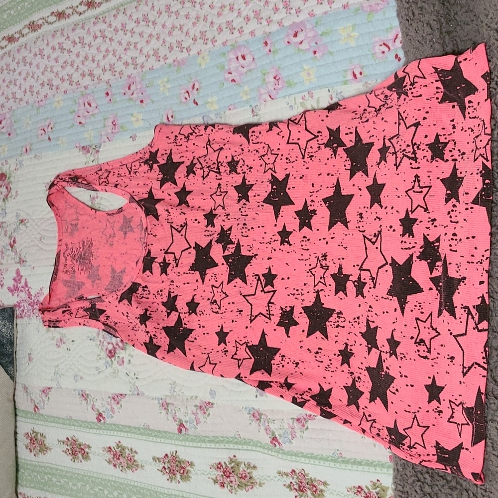 Super cute tank 😍🤩